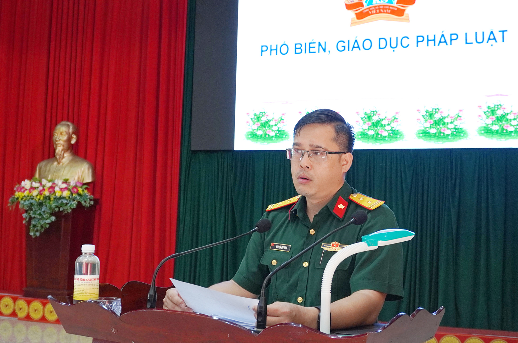 Viện Kiểm sát quân sự Khu vực 52 (Quân khu 5): Phối hợp tuyên truyền, phổ biến pháp luật tại Lữ đoàn 280

